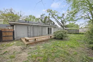 200 NW 1st St, Cooper, TX 75432 - Photo 13
