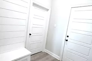 310 W Tate St, Robinson, TX 76706 - Photo 15