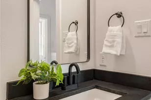 13325 Bee St, Farmers Branch, TX 75234 - Photo 21