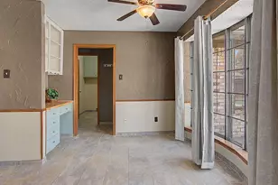 604 Baker Dr, Hurst, TX 76054 - Photo 13