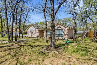 705 Oak Park Drive, Azle, TX 76020 - Photo 5