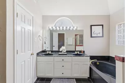 705 Oak Park Drive, Azle, TX 76020 - Photo 19