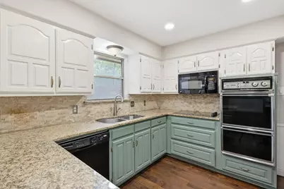 508 Country Green Lane, Arlington, TX 76011 - Photo 15