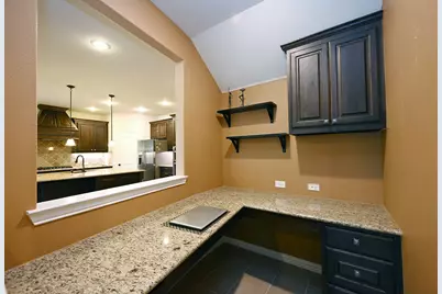 2713 Gulf Shore Drive, Lewisville, TX 75067 - Photo 5