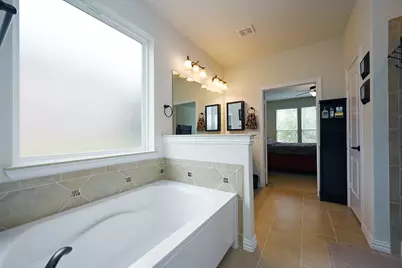 2713 Gulf Shore Drive, Lewisville, TX 75067 - Photo 17