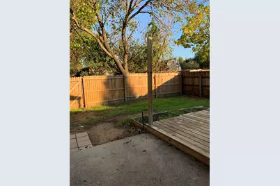 5410 Kings Manor Drive, Lake Dallas, TX 75065 - Photo 19