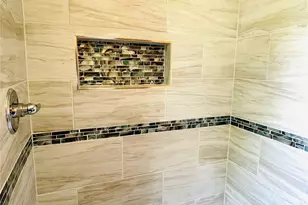 202 5 Points Rd, Waxahachie, TX 75165 - Photo 9