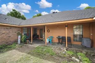 3805 Thornhill Way, Rowlett, TX 75088 - Photo 5