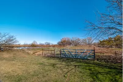 394 Emerald Glenn Lane, Pilot Point, TX 76258 - Photo 23