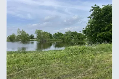 394 Emerald Glenn Lane, Pilot Point, TX 76258 - Photo 3