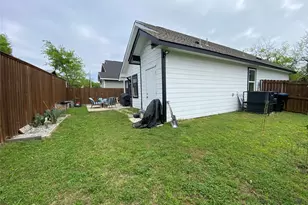 2214 Gordon St, Greenville, TX 75401 - Photo 23