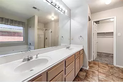 516 Chestnut Lane, Saginaw, TX 76179 - Photo 11