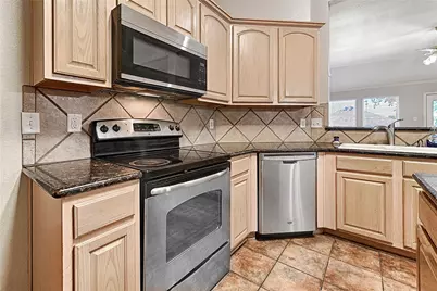 516 Chestnut Lane, Saginaw, TX 76179 - Photo 23