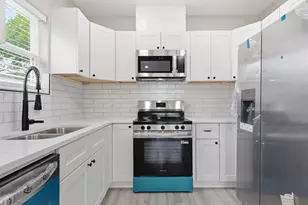 1417 N 6th St, Waco, TX 76707 - Photo 7