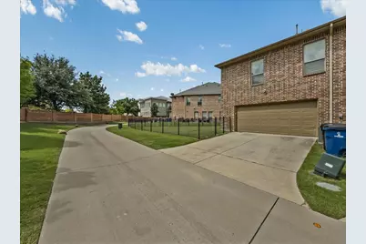 5534 Grosseto Drive, Frisco, TX 75034 - Photo 7