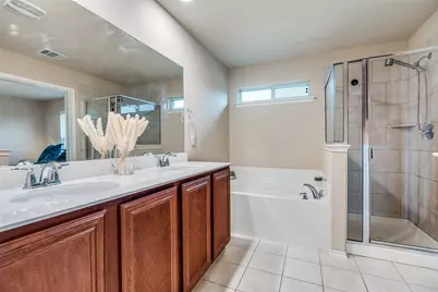 1924 Parkside Mews, Lancaster, TX 75146 - Photo 17