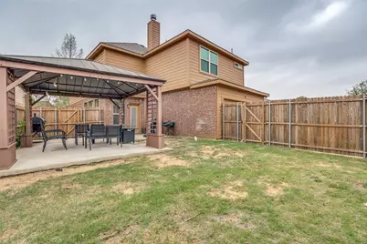 1924 Parkside Mews, Lancaster, TX 75146 - Photo 23