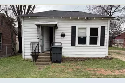 215 Missouri Avenue, Dallas, TX 75224 - Photo 1