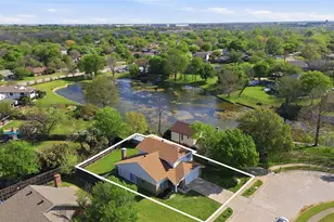 5514 Round Rock St, Garland, TX 75044 - Photo 3