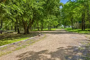 2003 Flowing Wells Rd, Pottsboro, TX 75076 - Photo 33