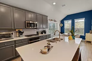 1912 Hollow Creek Trail, Lewisville, TX 75010 - Photo 13