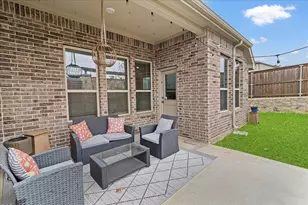 1912 Hollow Creek Trail, Lewisville, TX 75010 - Photo 31