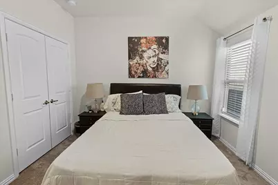 1912 Hollowcreek Trail, Lewisville, TX 75010 - Photo 29