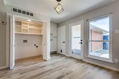 900 Hillside Lane, Flower Mound, TX 75028 - Photo 13