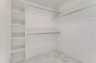 900 Hillside Ln, Flower Mound, TX 75028 - Photo 17