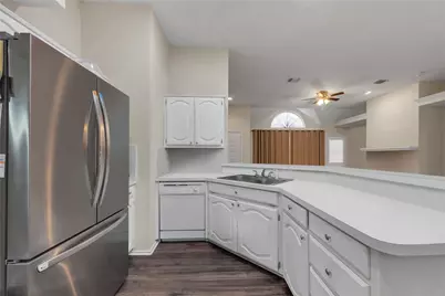 2142 Glen Heights Drive, Garland, TX 75044 - Photo 3