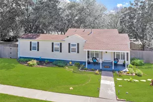 3909 Locke Ave, Fort Worth, TX 76107 - Photo 3