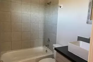 124 Bridlewood Ln, Bridgeport, TX 76426 - Photo 7