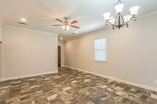 4927 Mexicana Rd, Dallas, TX 75212 - Photo 3