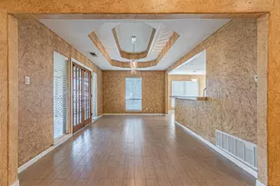 8808 Sylvan Ct, Fort Worth, TX 76120 - Photo 17