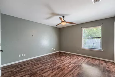 8808 Sylvan Court, Fort Worth, TX 76120 - Photo 27