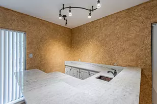 8808 Sylvan Ct, Fort Worth, TX 76120 - Photo 15