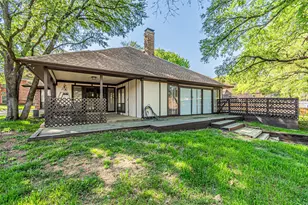 8808 Sylvan Ct, Fort Worth, TX 76120 - Photo 35