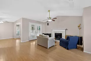 317 Chapman St, Cedar Hill, TX 75104 - Photo 5