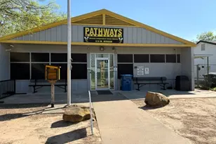 318 W Morgan St, Denison, TX 75020 - Photo 1