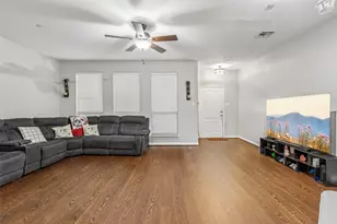 8905 Stargazer Dr, McKinney, TX 75070 - Photo 3