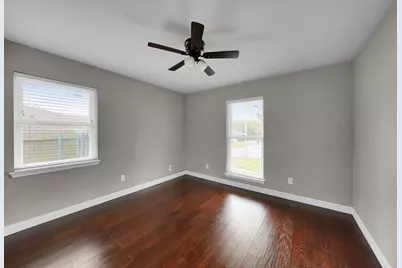 4203 Pleasant Hill Drive, Arlington, TX 76016 - Photo 17