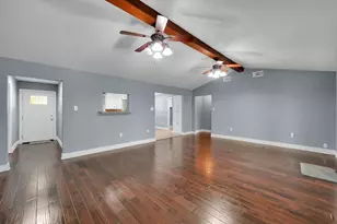 4203 Pleasant Hill Dr, Arlington, TX 76016 - Photo 7