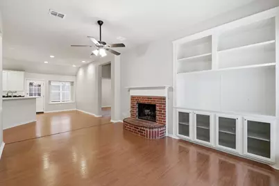 1846 Crosshaven Drive, Lewisville, TX 75077 - Photo 9