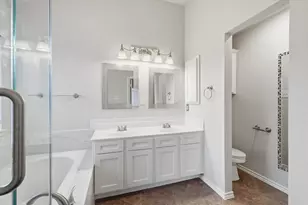 1846 Crosshaven Dr, Lewisville, TX 75077 - Photo 23