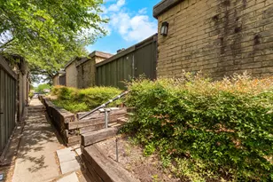 4667 Country Creek Dr, Dallas, TX 75236 - Photo 7