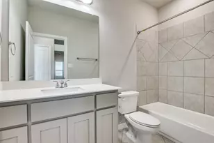 807 Woodcrest Dr, Ennis, TX 75119 - Photo 7