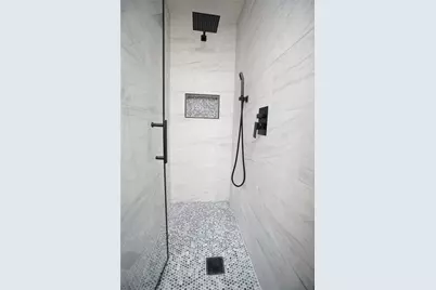 2121 Stonegate Drive N, Bedford, TX 76021 - Photo 17