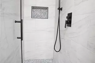 2121 Stonegate Dr N, Bedford, TX 76021 - Photo 17