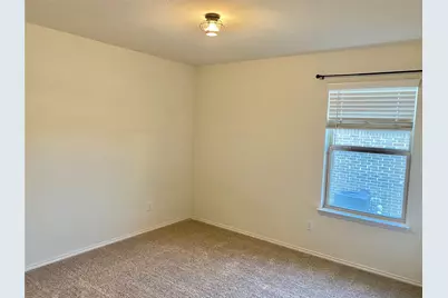 448 Saguaro Drive, Fort Worth, TX 76052 - Photo 7