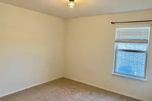 448 Saguaro Dr, Fort Worth, TX 76052 - Photo 7